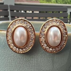 Vintage Roman Faux Pearl & Crystal Clip On EarringsVintage